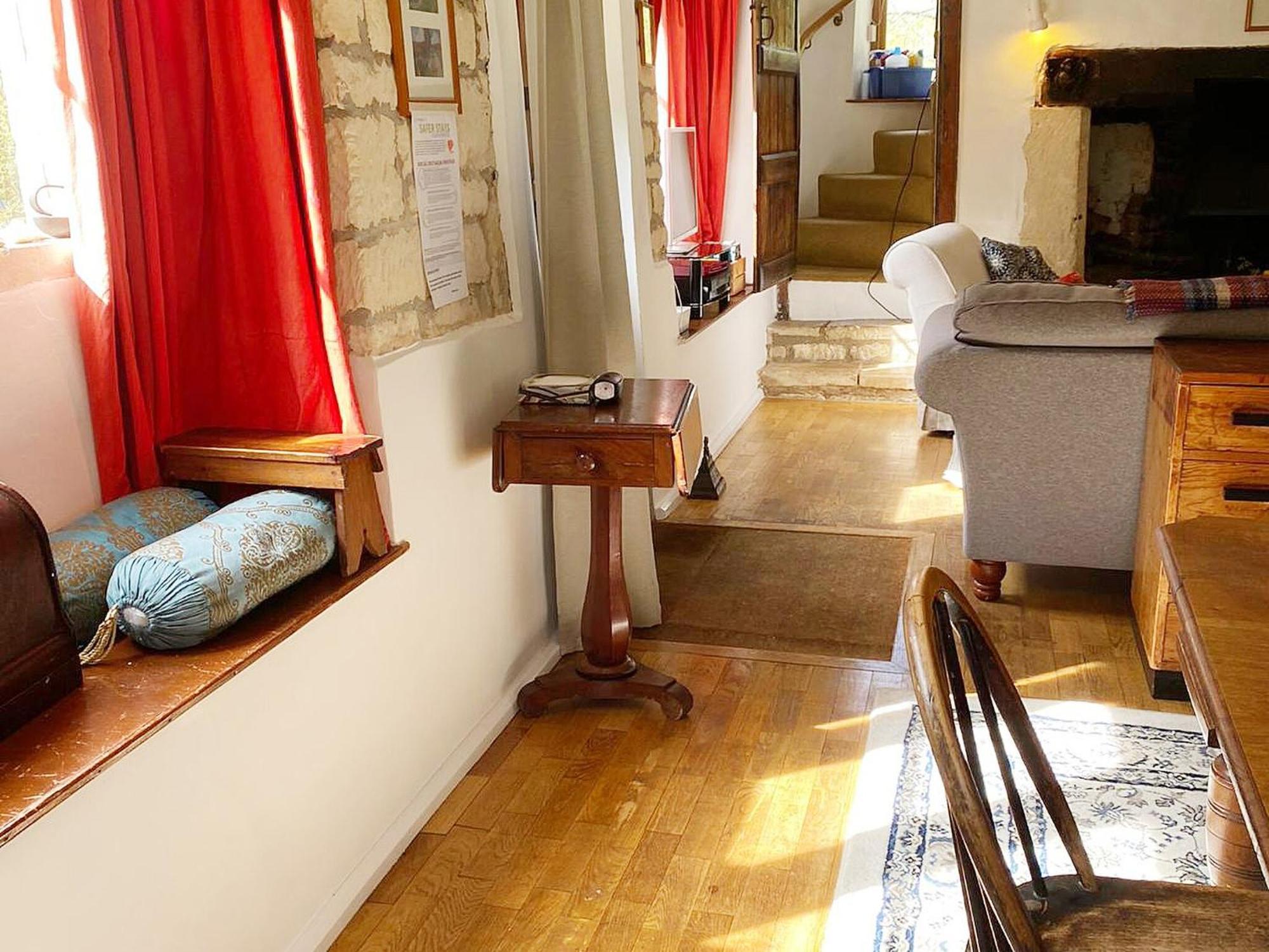 Driftcombe Farmhouse Bisley  Bagian luar foto